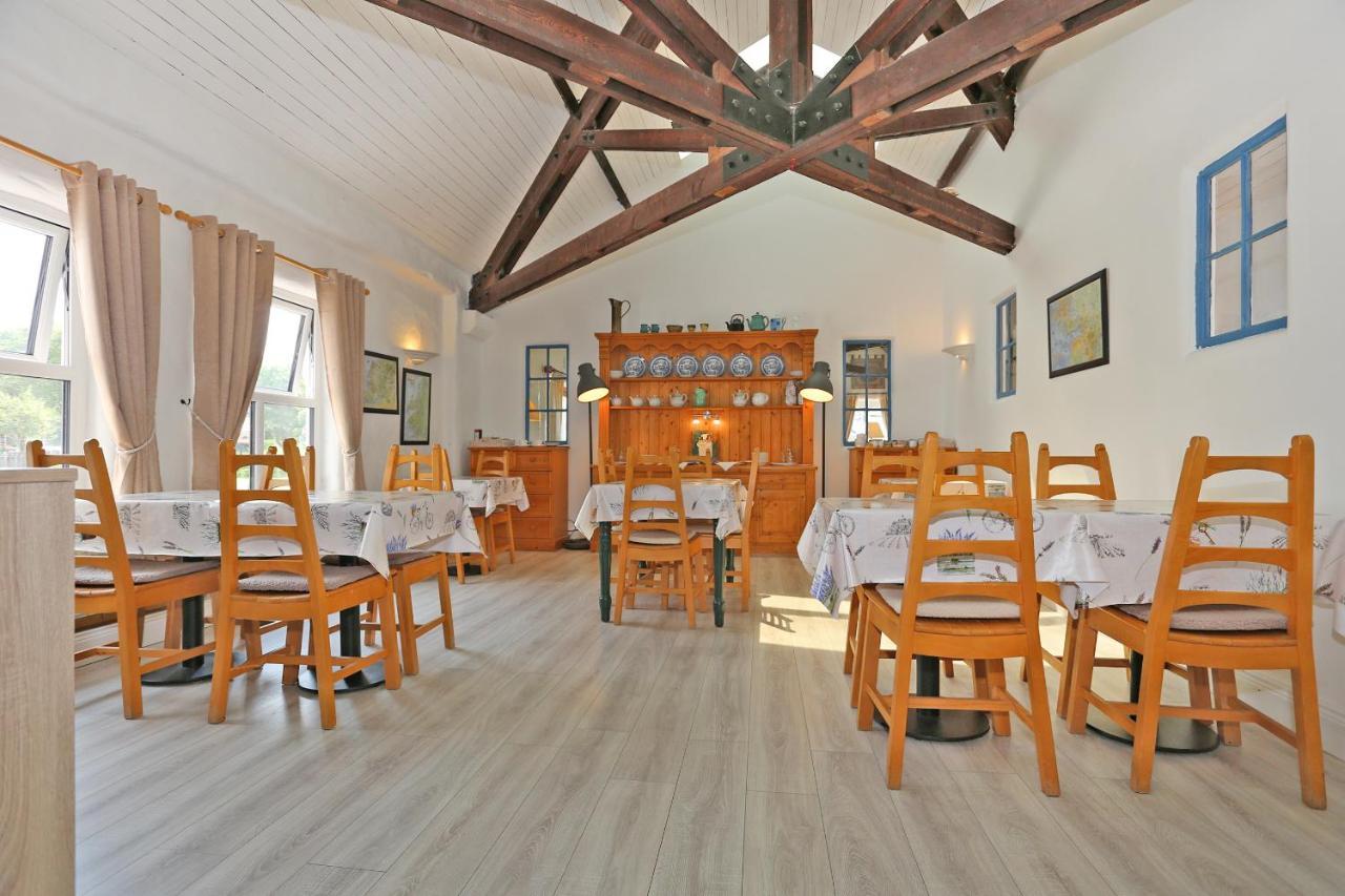The Courtyard B&B Bunratty Extérieur photo