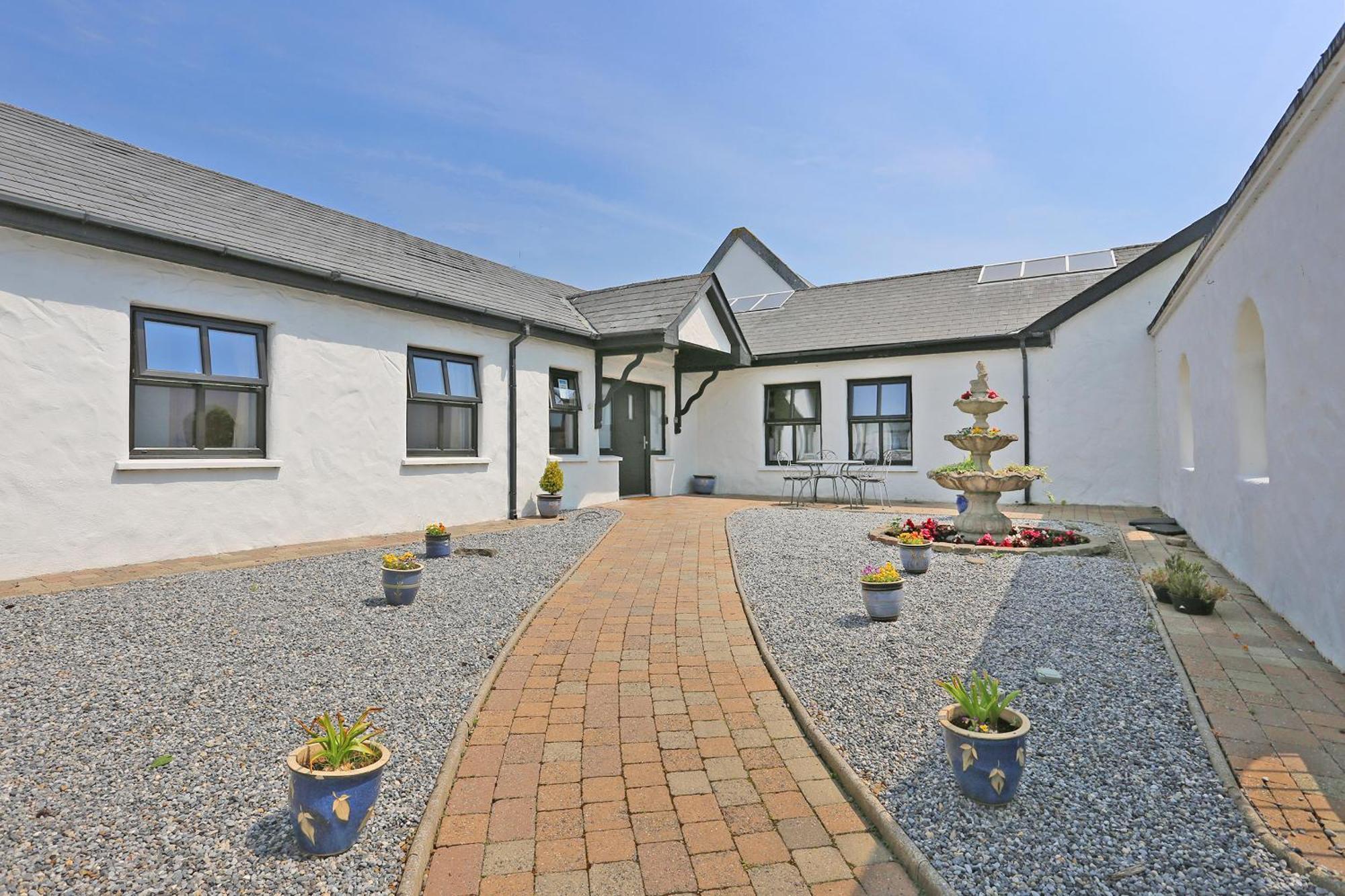 The Courtyard B&B Bunratty Extérieur photo